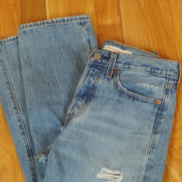 Levi's Wedgie Straight Distressed Jeans‎ Size 25 - Picture 3 of 8